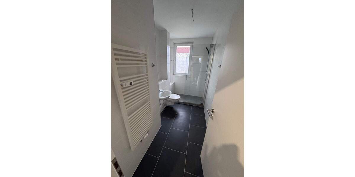 Etagenwohnung Bitterfeld-Wolfen Wolfen - 3 Zimmer, 60 m&sup2;, 480&euro; | Angebot:25355812