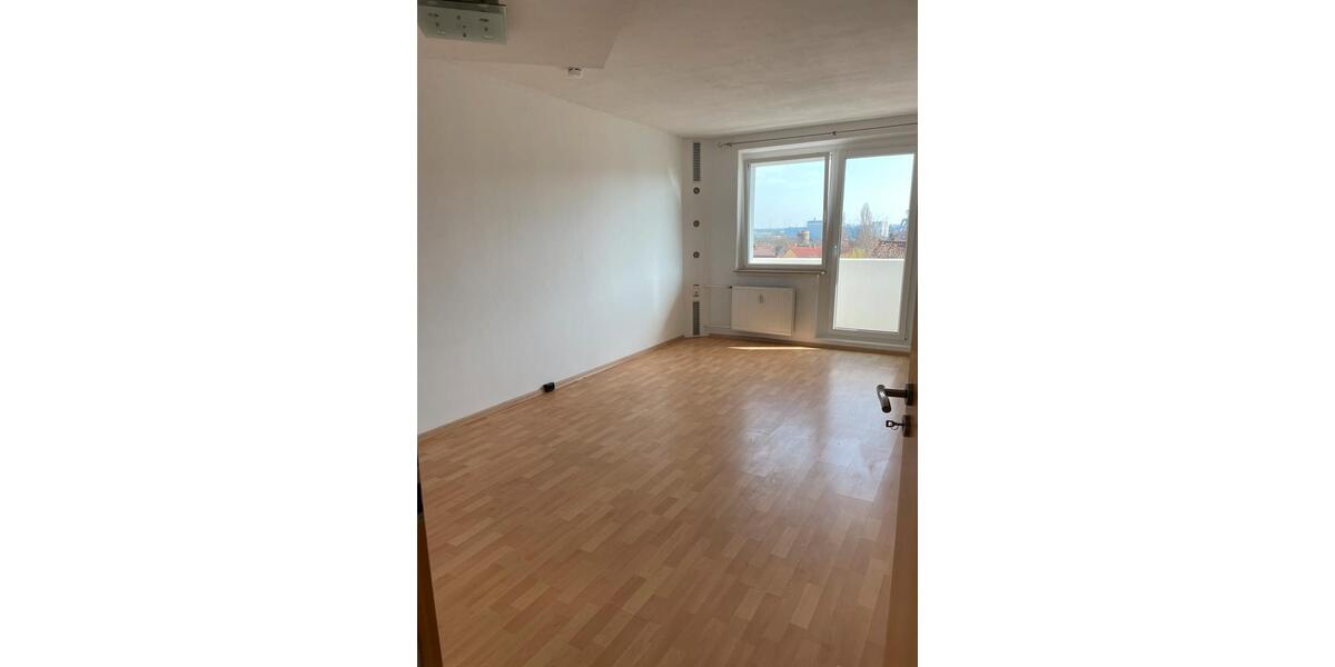 Etagenwohnung Teutschenthal - 2 Zimmer, 56 m&sup2;, 80.000&euro; | Angebot:26900549
