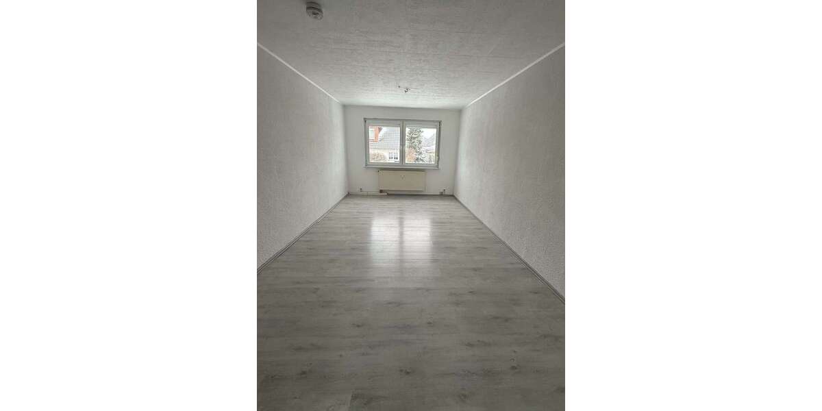 Etagenwohnung Delitzsch - 3 Zimmer, 61 m&sup2;, 400&euro; | Angebot:24542121