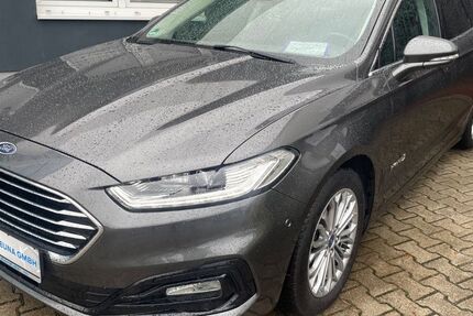 Ford Mondeo 87.998 km 17.799 &euro; Leuna 06237