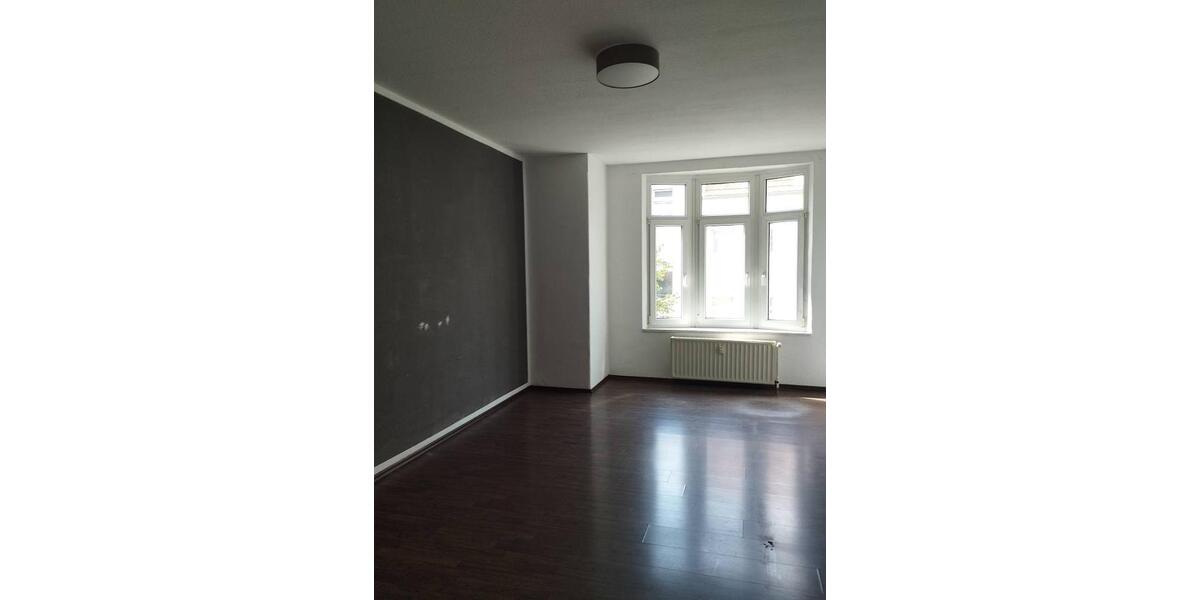 Etagenwohnung Halle (Saale) Damaschkestraße - 2 Zimmer, 71 m&sup2;, 500&euro; | Angebot:26587412