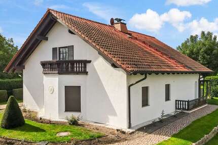 Haus Halle Dölau - 7 Zimmer, 333 m&sup2;, 699.000&euro; | Angebot:26286090