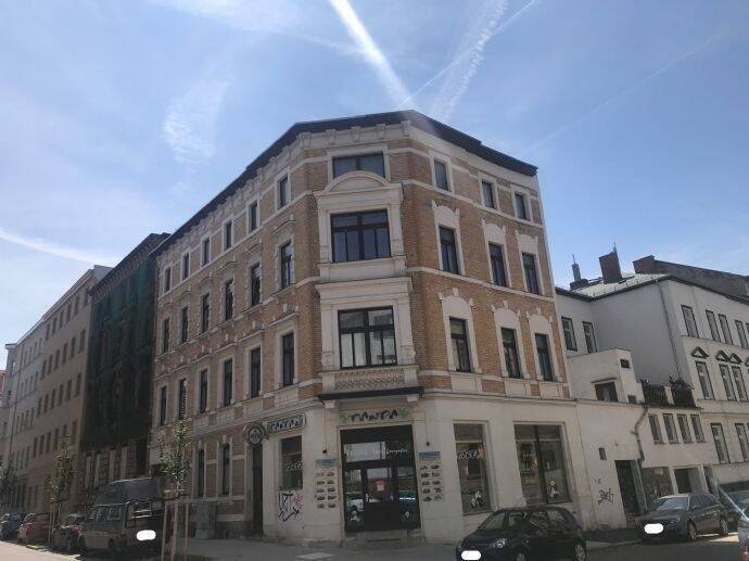 Nachmieter für eine großzügige 2-Raum-Wohnung in der südl. Innenstadt mit Küchenmöbel, Erker & Dachterrasse gesucht! 2 zimmer