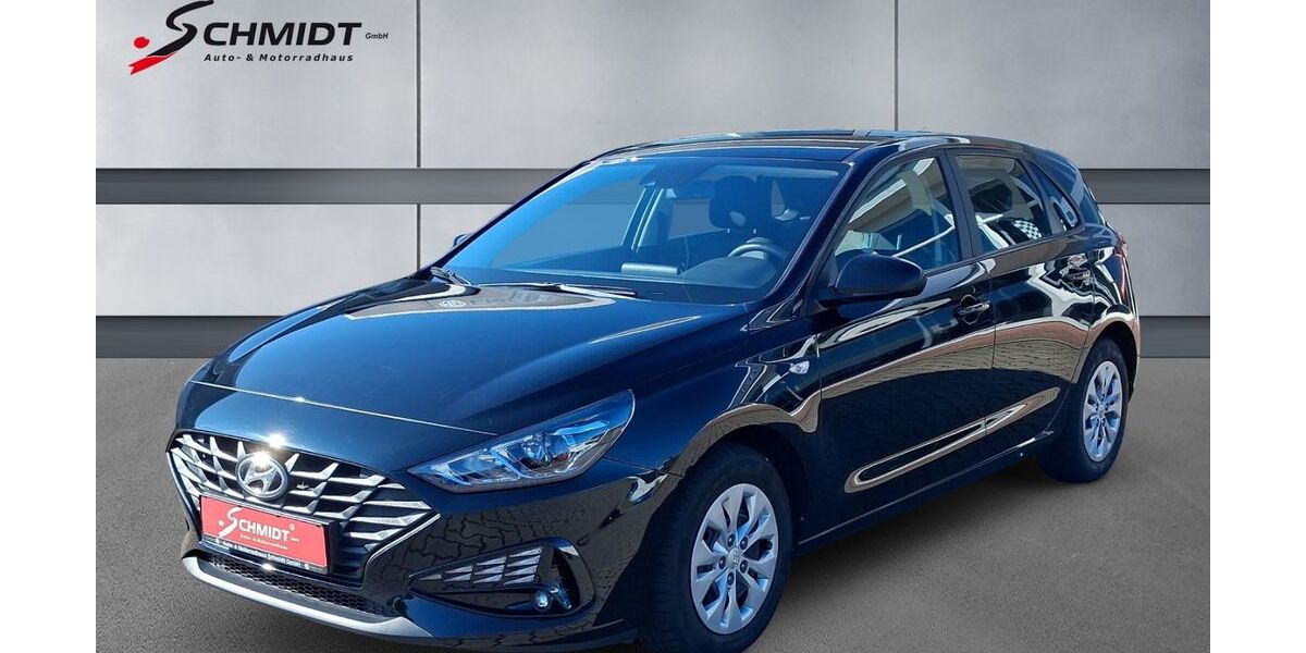 Hyundai i30 39.622 km 13.990 &euro; Halle 06126