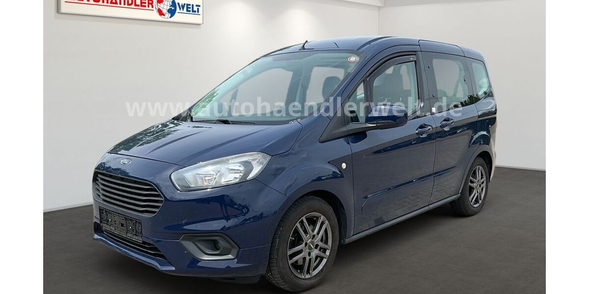 Ford Tourneo Courier 30.514 km 8.499 &euro; Brehna 06796