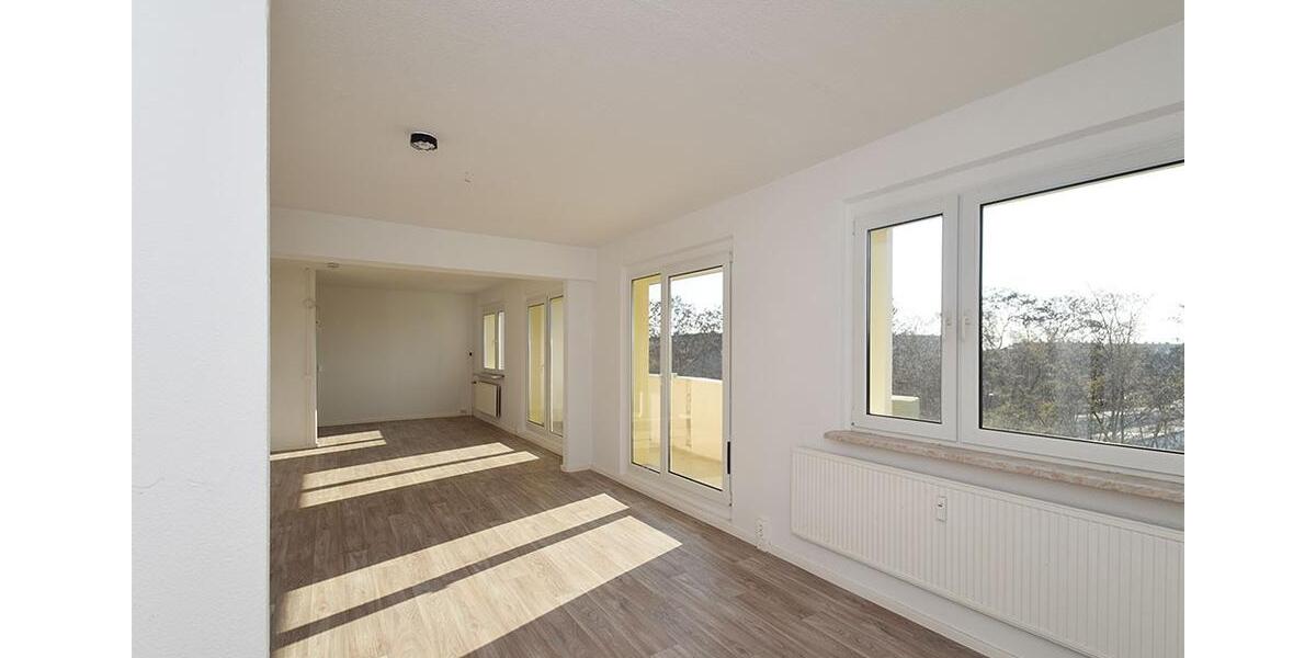 Etagenwohnung Halle (Saale) Silberhöhe - 5 Zimmer, 116 m&sup2;, 731&euro; | Angebot:26003371