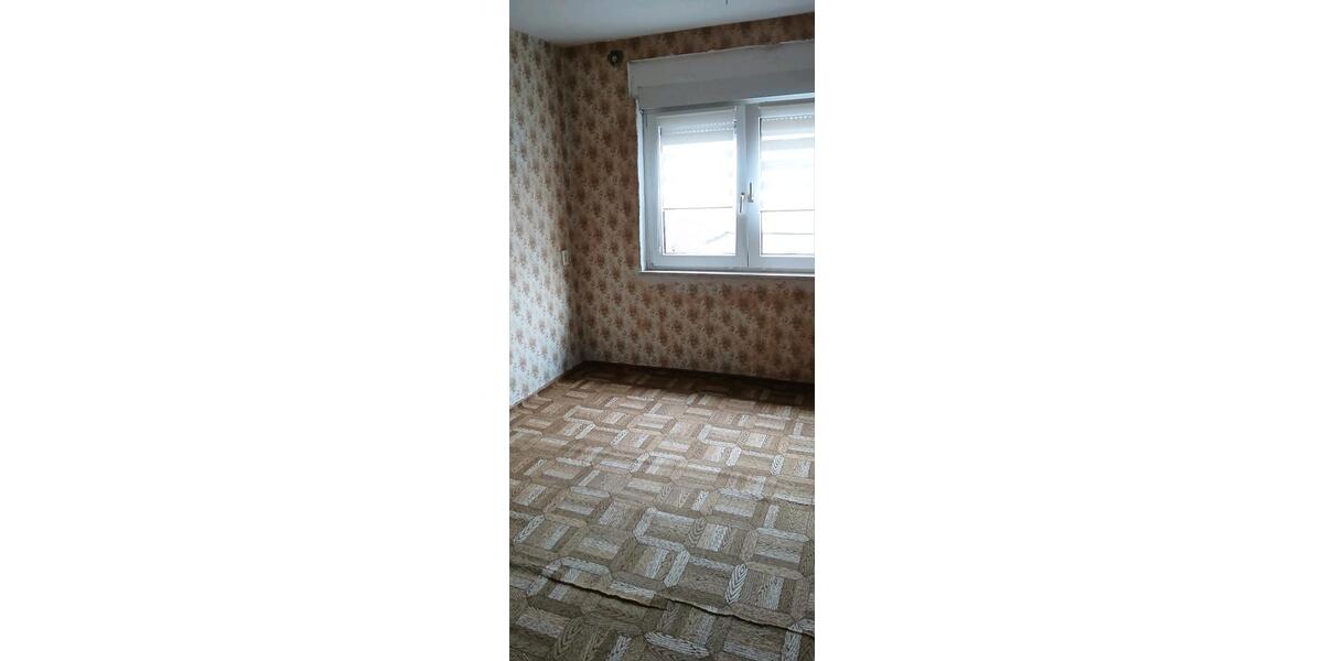 Reihenhaus Bitterfeld-Wolfen Holzweißig - 6 Zimmer, 80 m&sup2;, 100.000&euro; | Angebot:26918518