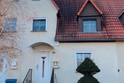 Haus Leuna - 4 Zimmer, 106 m&sup2;, 219.700&euro; | Angebot:26635413