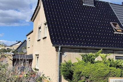 Haus Sandersdorf-Brehna Sandersdorf - 5 Zimmer, 135 m&sup2;, 90.000&euro; | Angebot:25982873