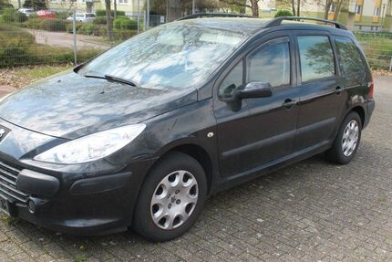 Peugeot 307 169.000 km 900 &euro; Köthen 06366