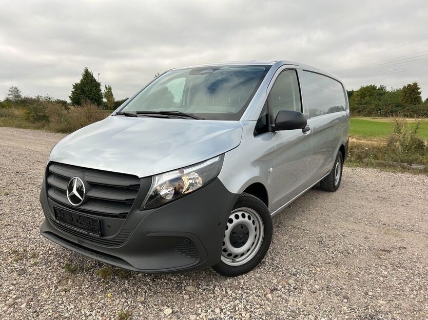Mercedes-Benz Vito 5.850 km 30.990 € Halle 06118