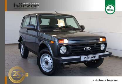 Lada Taiga 12.008 km 17.790 &euro; Schkopau 06258