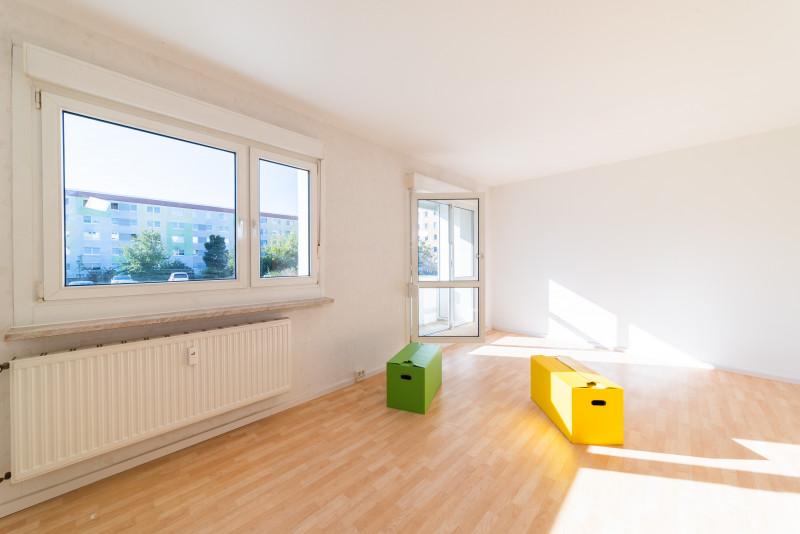 Erdgeschoßwohnung Halle (Saale) Halle-Neustadt - 2 Zimmer, 49 m&sup2;, 337&euro; | Angebot:25321012