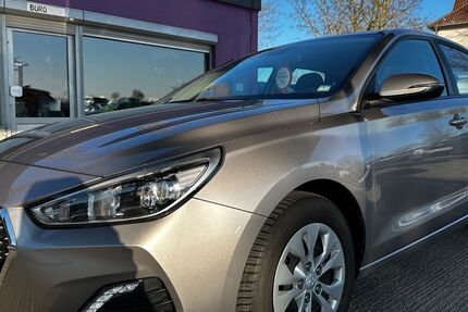 Hyundai i30 96.000 km 12.990 € Kabelsketal OT Gröbers 06184