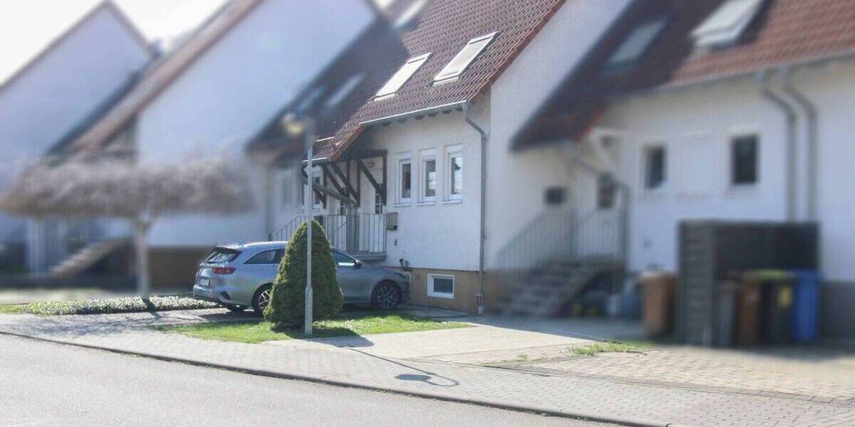 Reihenmittelhaus Leuna Kötschlitz - 5 Zimmer, 100 m&sup2;, 240.000&euro; | Angebot:26741429