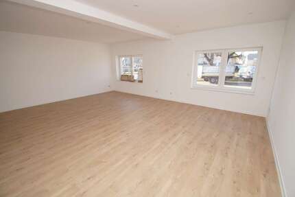 Wohnung Schkopau Lochau - 3 Zimmer, 122 m&sup2;, 1.218&euro; | Angebot:25335475