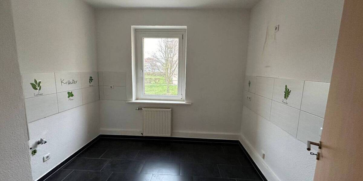 Etagenwohnung Merseburg Kötzschen - 3 Zimmer, 65 m&sup2;, 87.000&euro; | Angebot:26820197