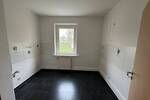Etagenwohnung Merseburg Kötzschen - 3 Zimmer, 65 m&sup2;, 87.000&euro; | Angebot:26820197