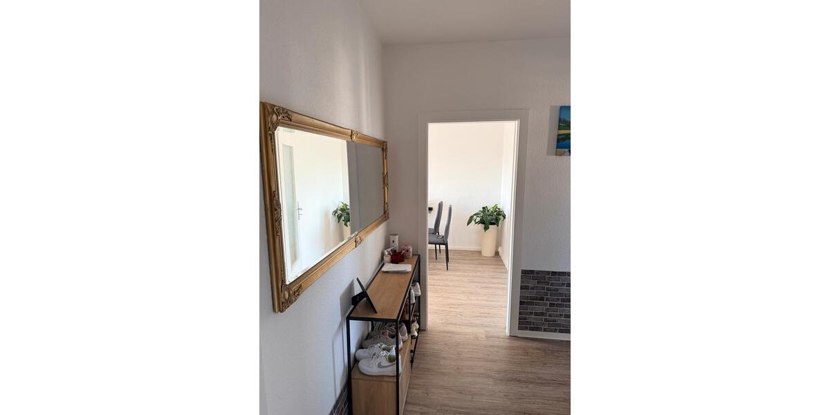 Dachgeschoßwohnung Schkeuditz - 3 Zimmer, 67 m&sup2;, 781&euro; | Angebot:25840919