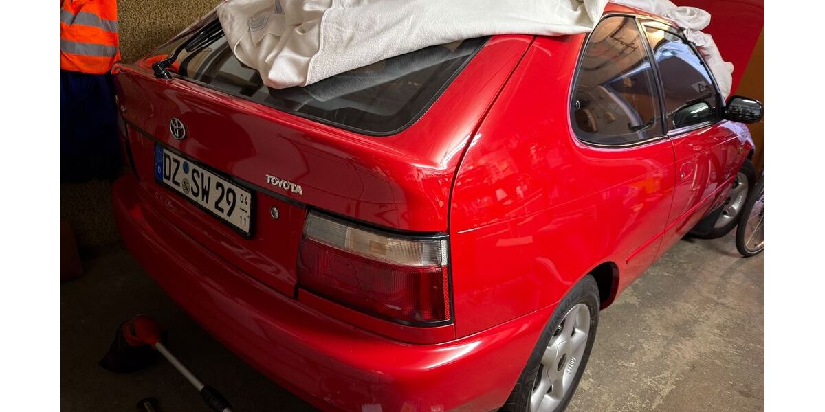 Toyota Corolla 16.000 km 9.999 &euro; Delitzsch 04509