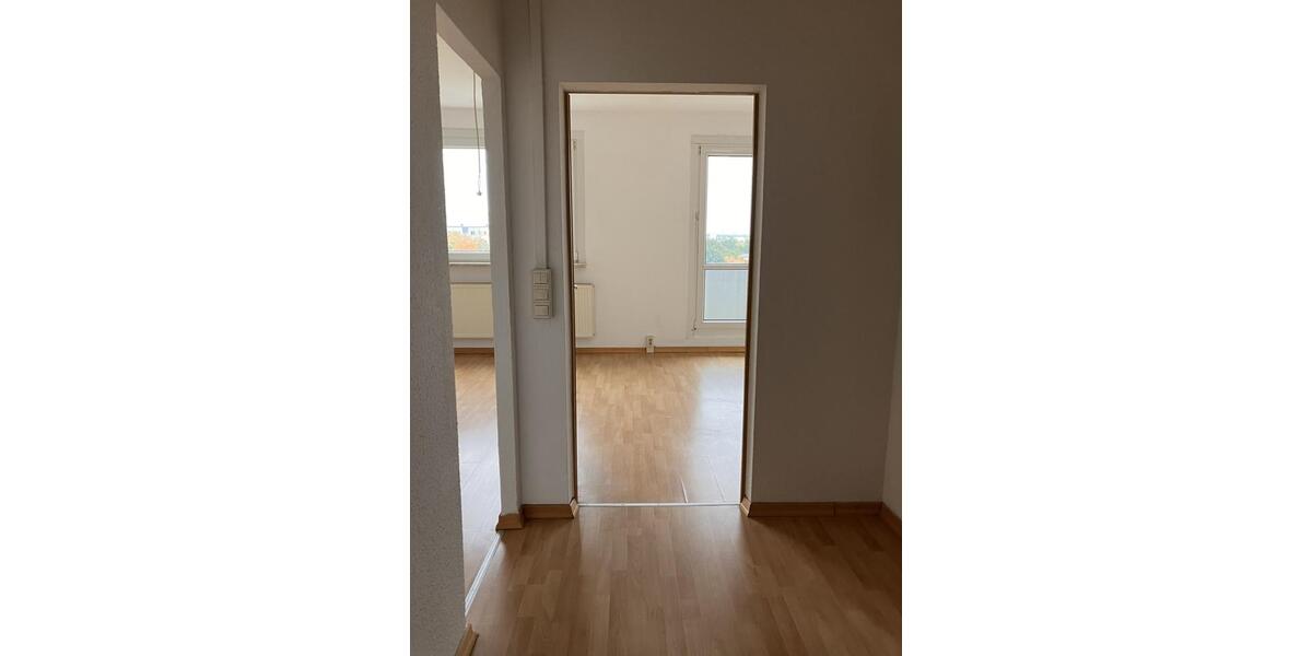 Dachgeschoßwohnung Halle (Saale) Nietleben - 3 Zimmer, 56 m&sup2;, 329&euro; | Angebot:24378399