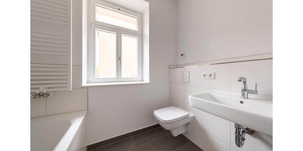 Großzügige Wohnung im Hochparterre mit Balkon - WE01 4 zimmer