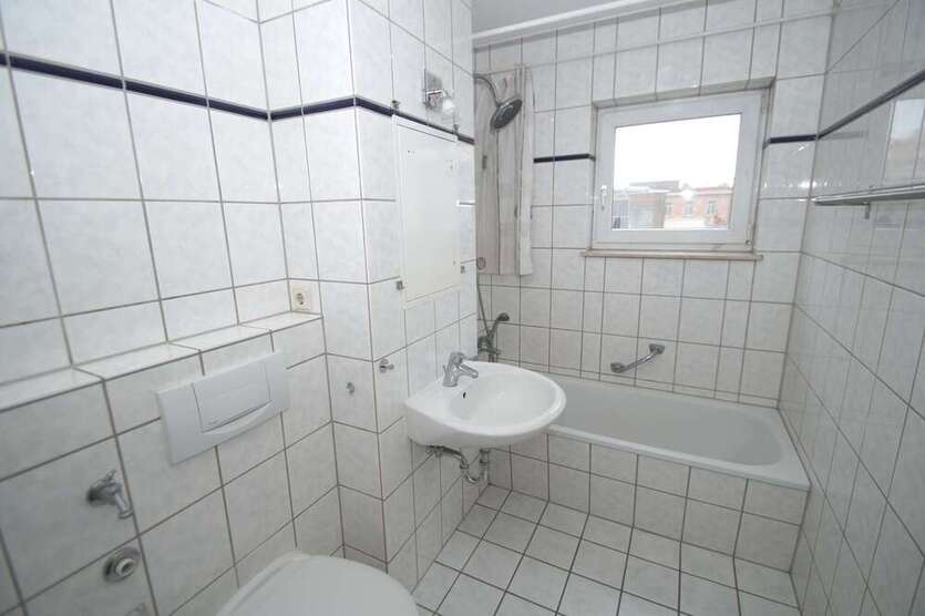 Komfortable 3-Zimmerwohnung mit Loggia in Leipzigs Westen