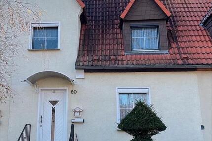 Haus Leuna - 4 Zimmer, 106 m&sup2;, 219.700&euro; | Angebot:25339633