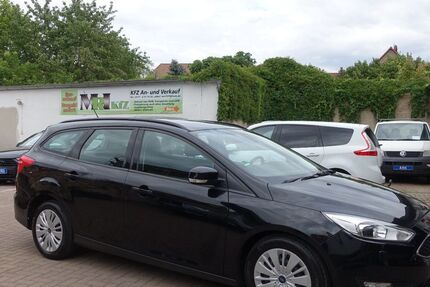 Ford Focus 300.500 km 2.990 &euro; Halle / Saale 06116