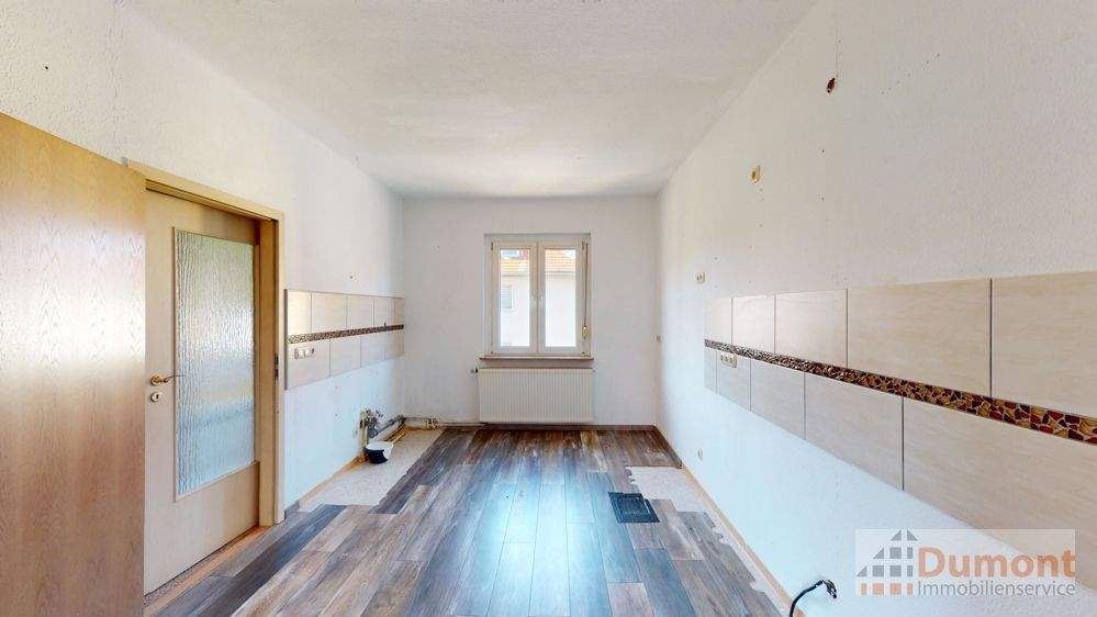 Reihenmittelhaus Leuna - 5 Zimmer, 100 m&sup2;, 94.000&euro; | Angebot:25768963