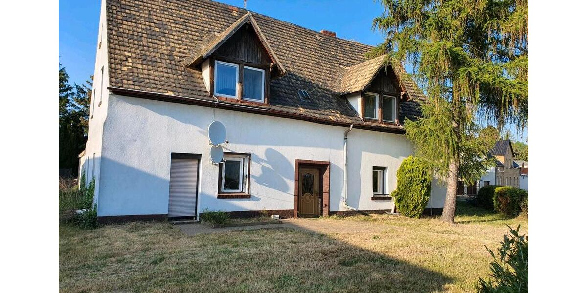 Einfamilienhaus Delitzsch - 10 Zimmer, 200 m&sup2;, 165.000&euro; | Angebot:26262586