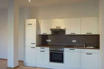 Wohnung zum Mieten in Halle 796,97 € 79.3 m²