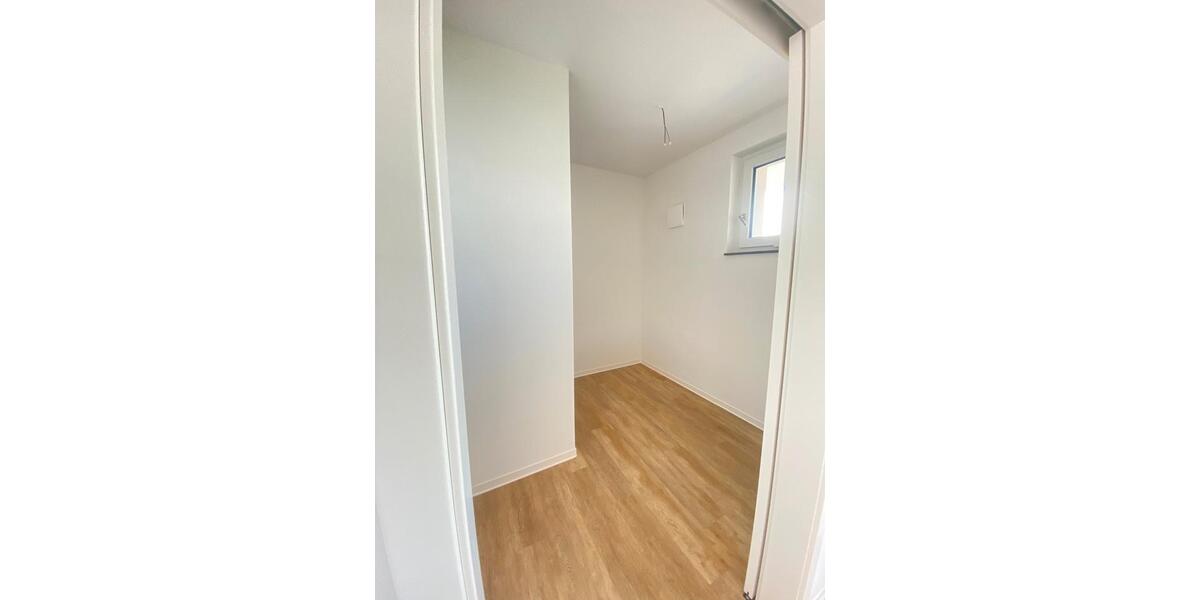 Etagenwohnung Halle (Saale) Büschdorf - 1 Zimmer, 36 m&sup2;, 248&euro; | Angebot:23908366