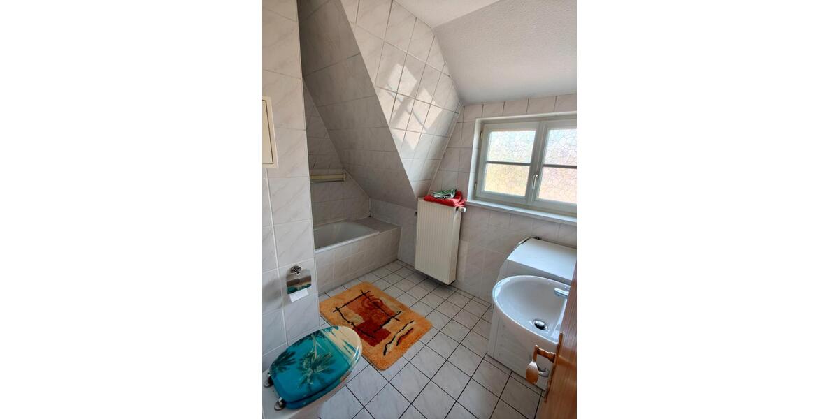 Dachgeschoßwohnung Merseburg - 2 Zimmer, 52 m&sup2;, 80.000&euro; | Angebot:27500664