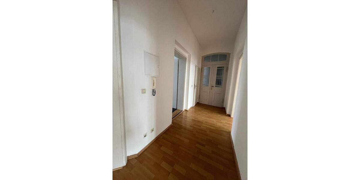 Zimmer Halle Innenstadt - 3 Zimmer, 71 m&sup2;, 575&euro; | Angebot:25968711