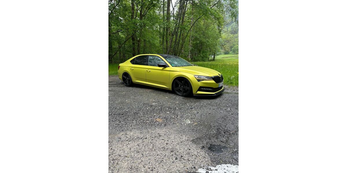 Skoda Superb 140.000 km 24.400 &euro; Roitzsch 06809