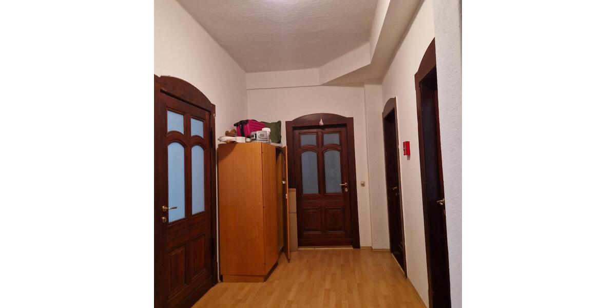 Etagenwohnung Halle (Saale) - 1 Zimmer, 31 m&sup2;, 245&euro; | Angebot:25639781