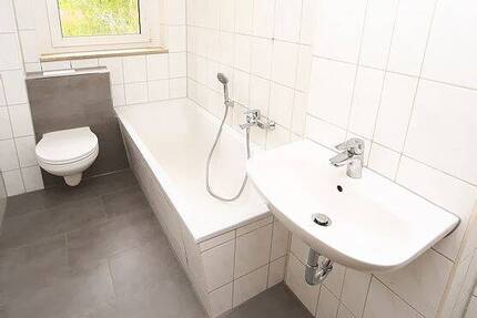 Wohnung Eisleben Lutherstadt Eisleben - 4 Zimmer, 68 m&sup2;, 409&euro; | Angebot:26894891