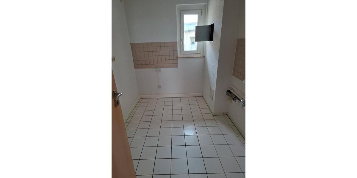 Maisonettenwohnung Halle (Saale) Damaschkestraße - 4 Zimmer, 119 m&sup2;, 1.120&euro; | Angebot:26562993