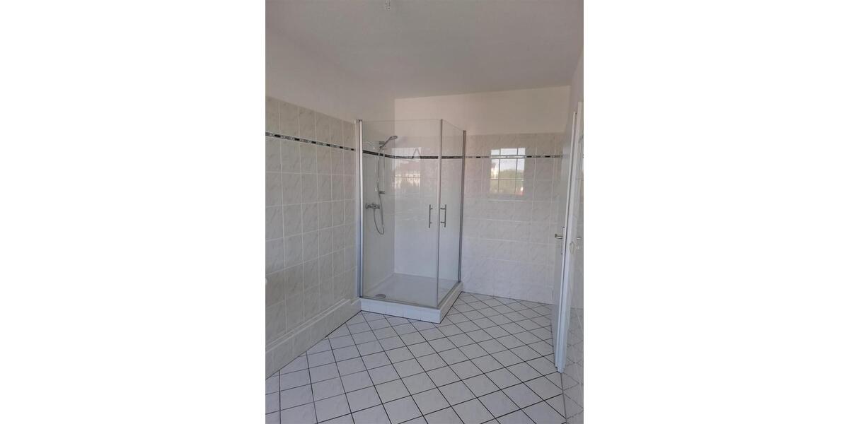 Etagenwohnung Sandersdorf-Brehna Brehna - 1 Zimmer, 41 m&sup2;, 285&euro; | Angebot:23540171