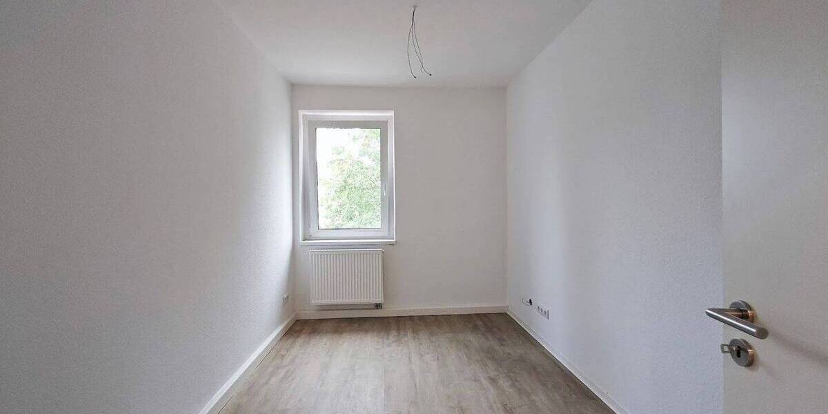 Etagenwohnung Merseburg - 3 Zimmer, 71 m&sup2;, 465&euro; | Angebot:26851569