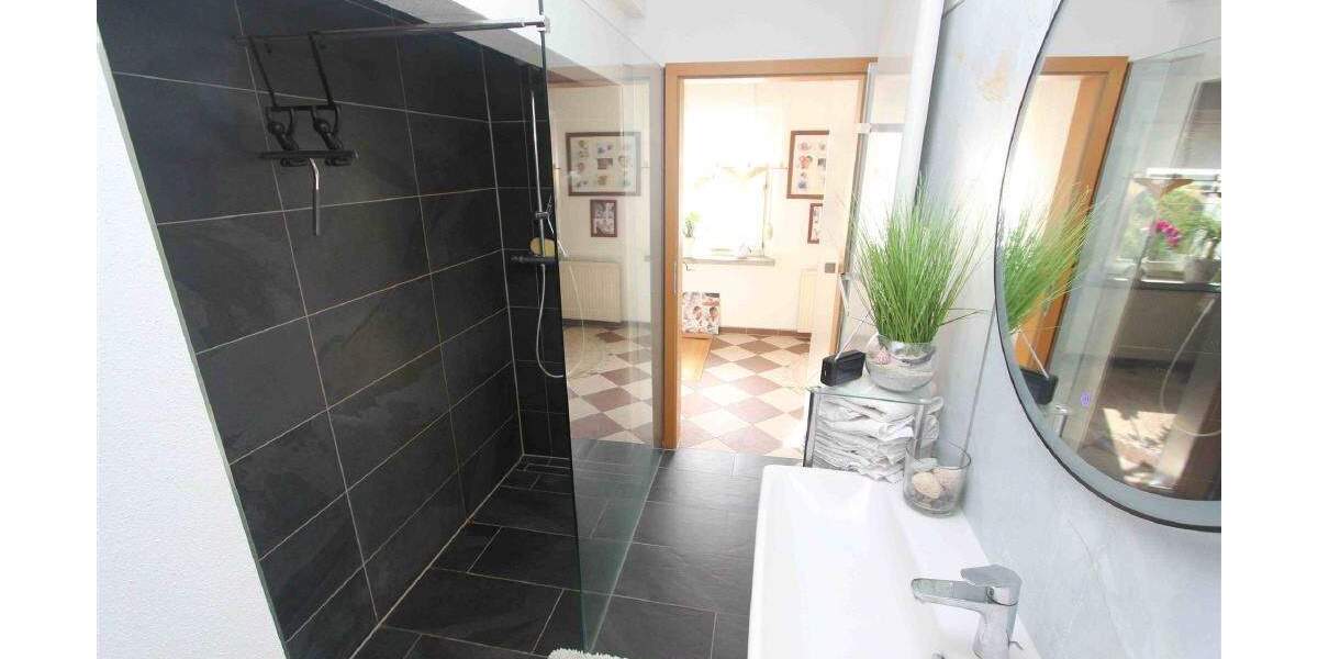 Mehrfamilienhaus, Wohnhaus Merseburg Beuna - 320.000&euro; | Angebot:25672071