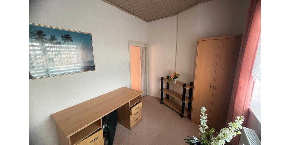 Etagenwohnung Eisleben (Lutherstadt) - 3 Zimmer, 85 m&sup2;, 530&euro; | Angebot:24563449