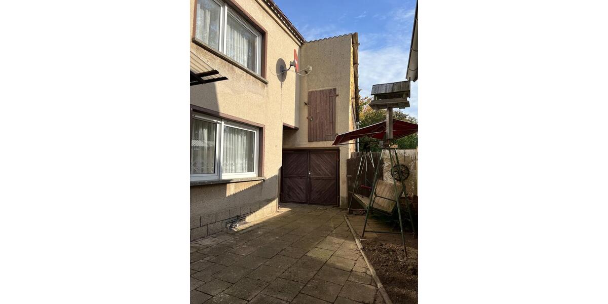 Einfamilienhaus Eisleben (Lutherstadt) - 4.5 Zimmer, 95 m&sup2;, 54.000&euro; | Angebot:24291947
