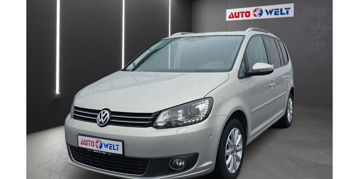 VW Touran 101.639 km 14.990 &euro; Sandersdorf Brehna 06796
