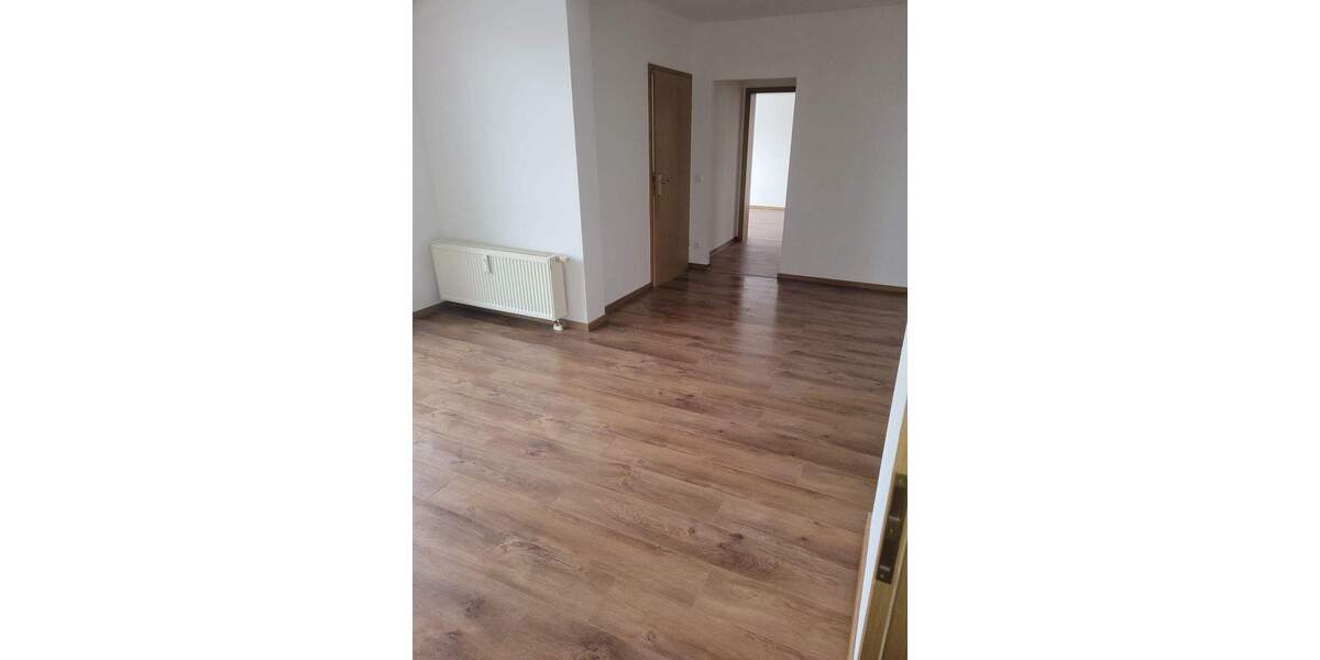Etagenwohnung Halle (Saale) Radewell-Osendorf - 2 Zimmer, 50 m&sup2;, 400&euro; | Angebot:26909140