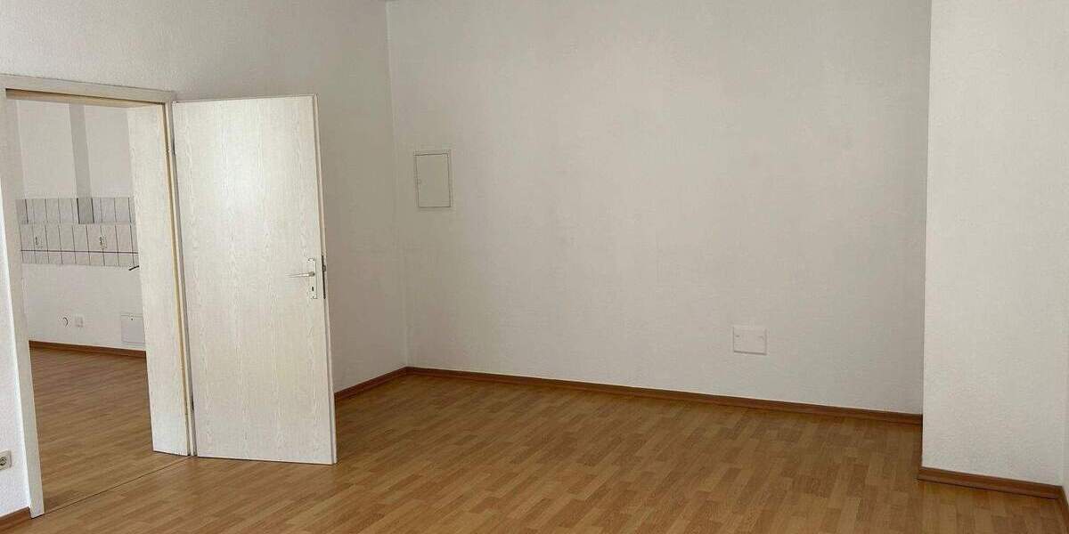Etagenwohnung Halle (Saale) Altstadt - 3 Zimmer, 75 m&sup2;, 600&euro; | Angebot:26170816