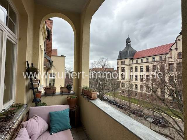 Wohnung zum Kaufen in Halle 640.000 € 193.26 m²