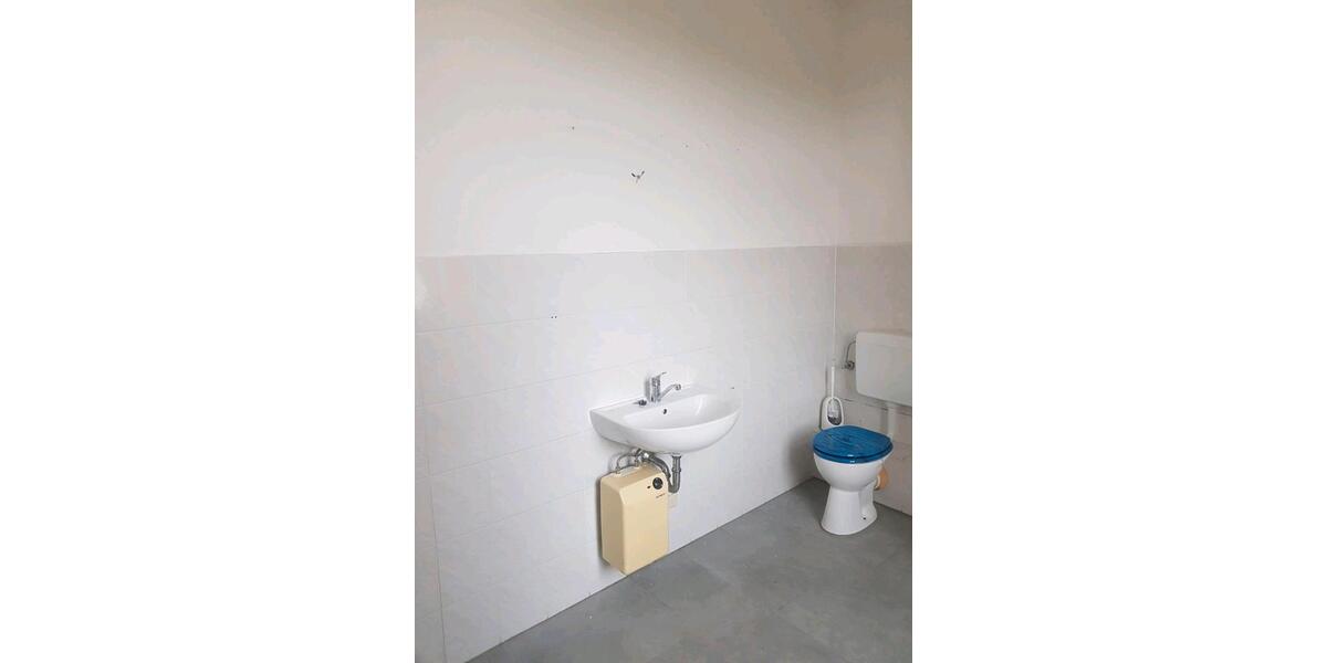 Etagenwohnung Wettin-Löbejün Löbejün - 3 Zimmer, 72 m&sup2;, 324&euro; | Angebot:24505478