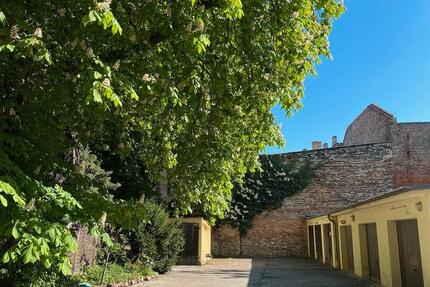 Garagen / Stellplätze Halle (Saale) - 90&euro; | Angebot:26640697